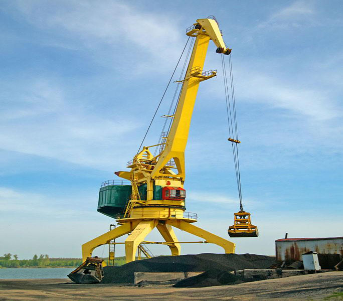 Heavy Load Quayside Portal Mobile Luffing Port Crane.jpg