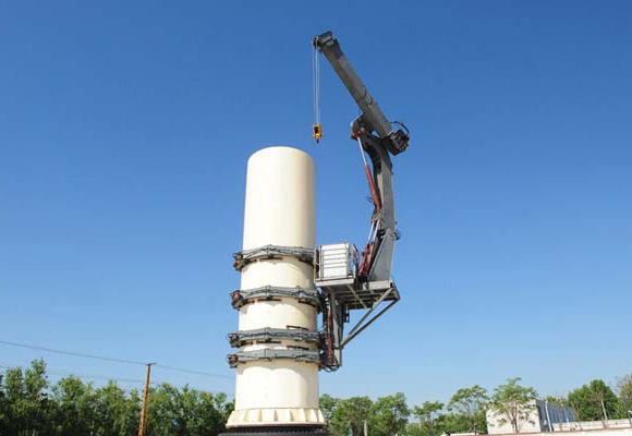 self-climbing-crane-for-wind-turbine19437980724 (1).jpg